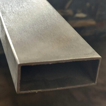 KA 4 B2B - KO Kształtownik 60x20x1,5 L=6mb szlifowany